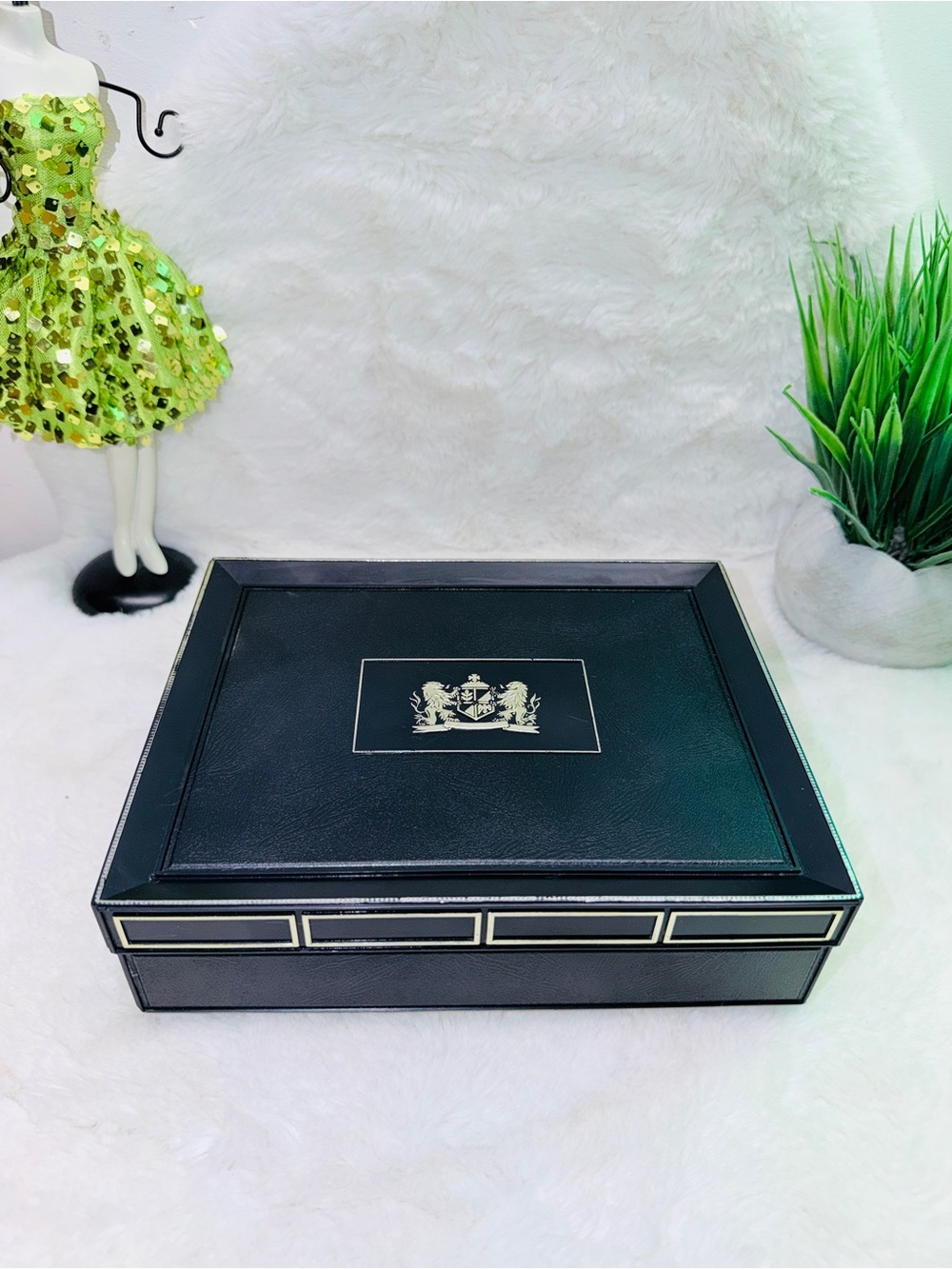Hinged Black Valet Box with Crest - Men Accessories Tobacco Tray Plastic 🔥